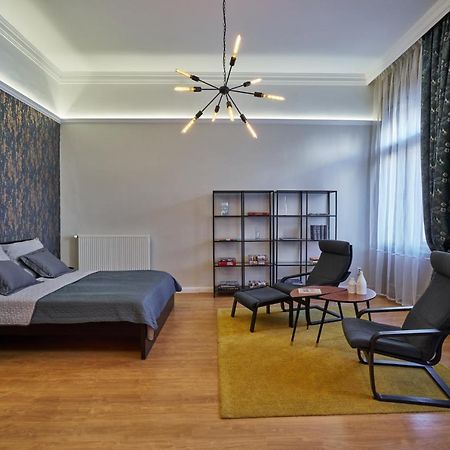 Nanirol Apartment At Gellert Bath Budapest Eksteriør bilde