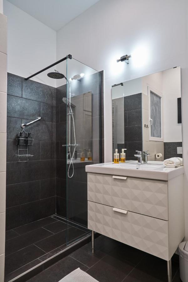 Nanirol Apartment At Gellert Bath Budapest Eksteriør bilde