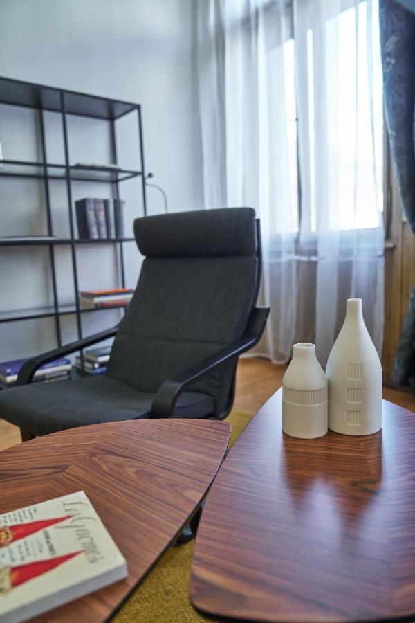 Nanirol Apartment At Gellert Bath Budapest Eksteriør bilde