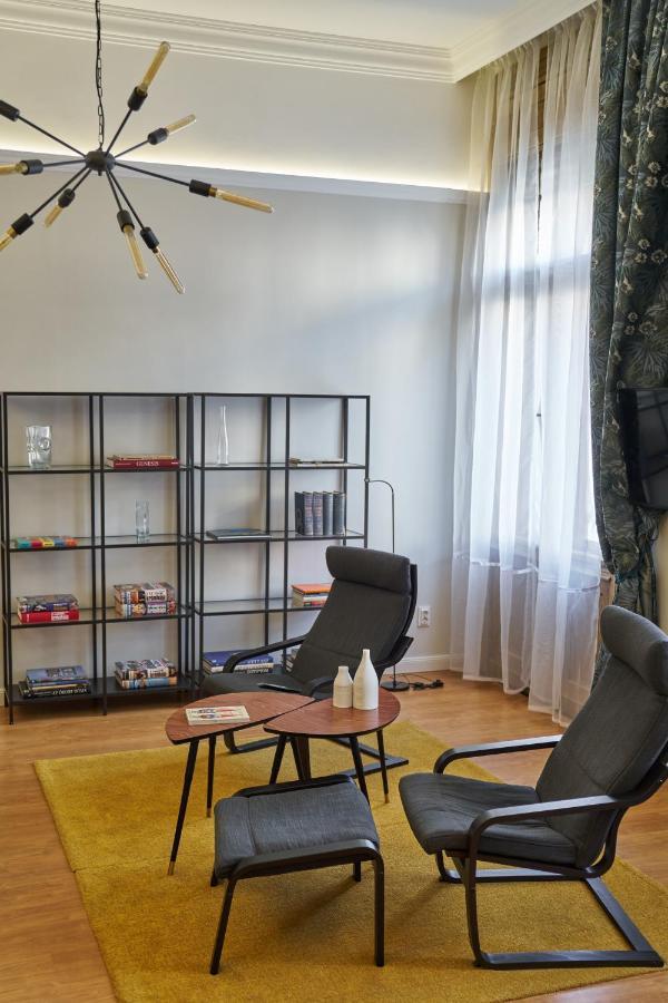 Nanirol Apartment At Gellert Bath Budapest Eksteriør bilde