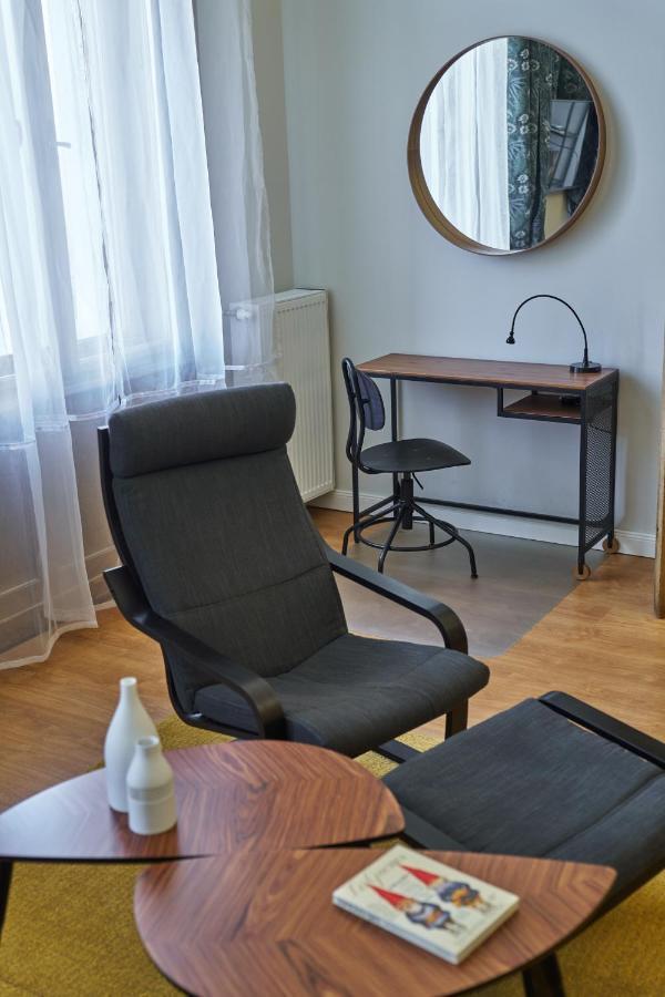 Nanirol Apartment At Gellert Bath Budapest Eksteriør bilde