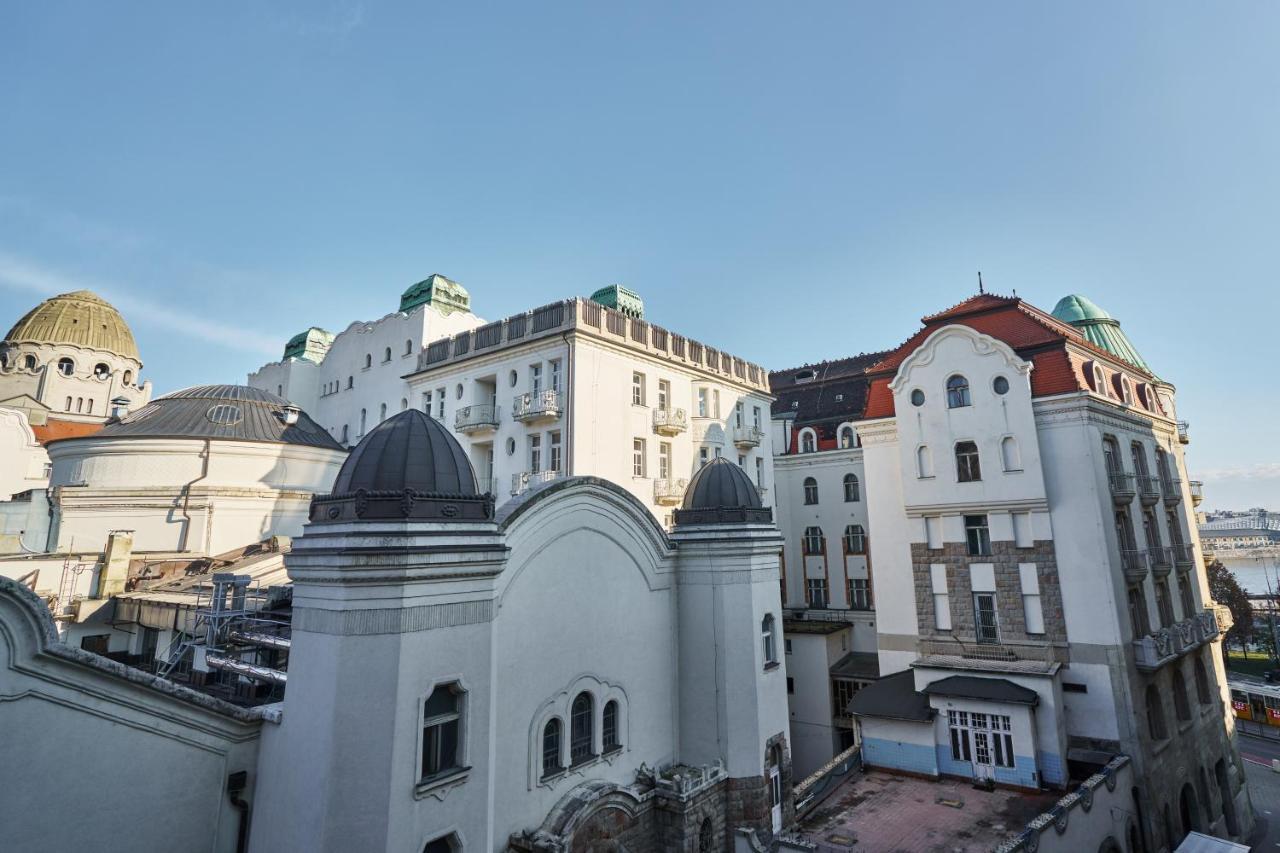 Nanirol Apartment At Gellert Bath Budapest Eksteriør bilde